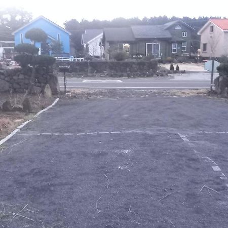 Hamdeok Pool Villa Pension Jeju Exteriör bild